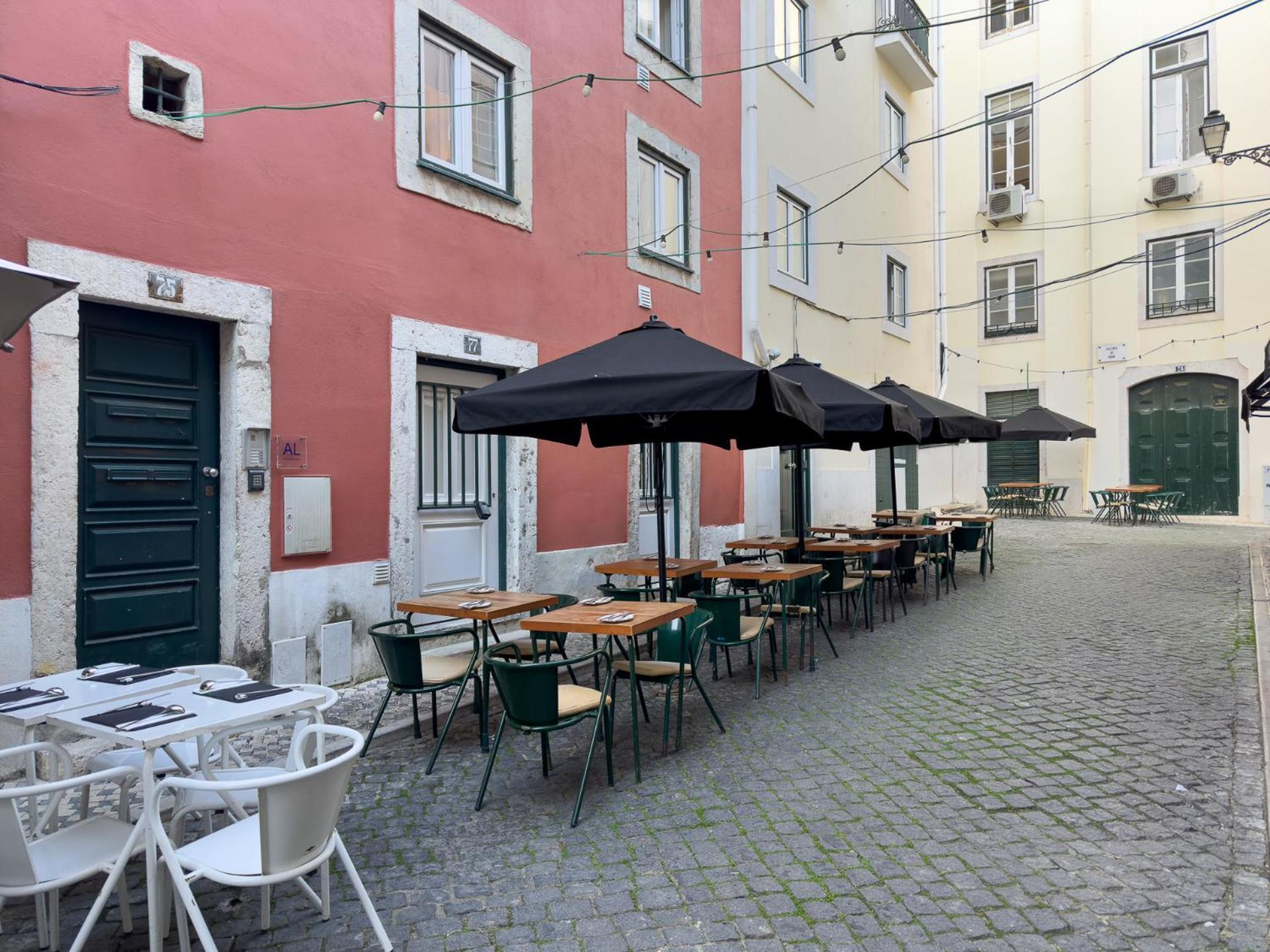 Contemporary Apartment In Chiado 3 Lisboa Ngoại thất bức ảnh